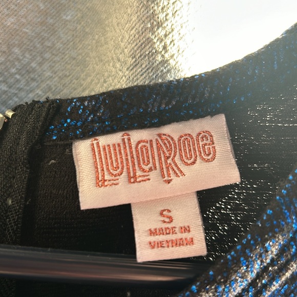 Elegant LuLaRoe Amelia - Picture 5 of 5